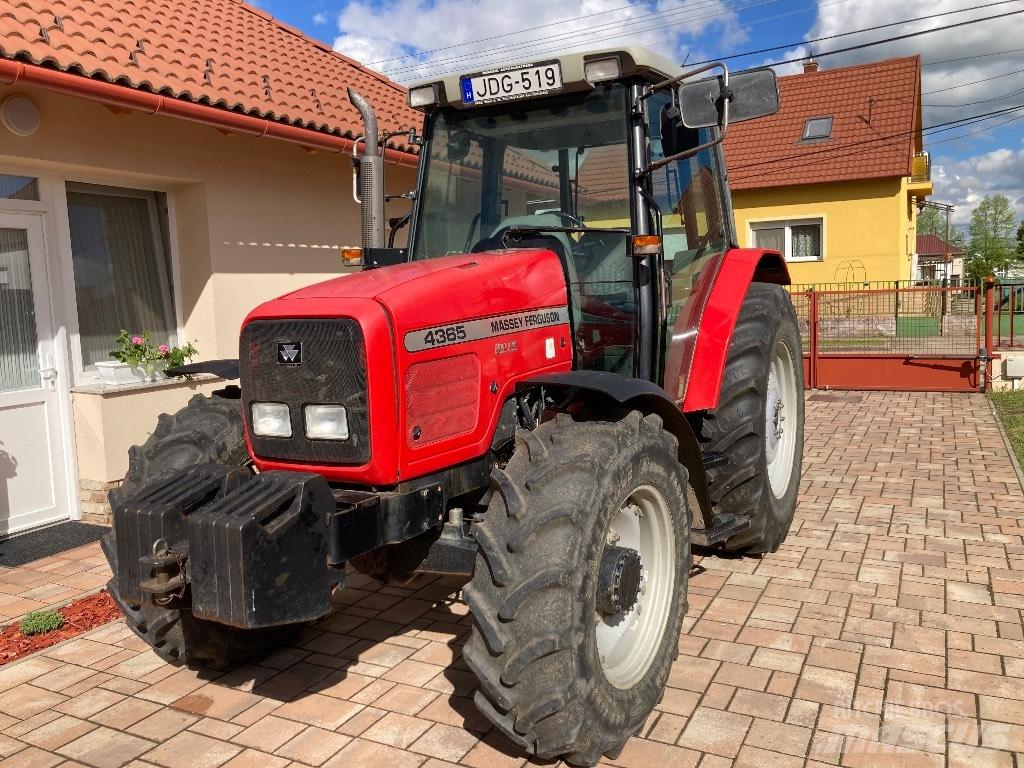 Massey Ferguson 4365 Трактора