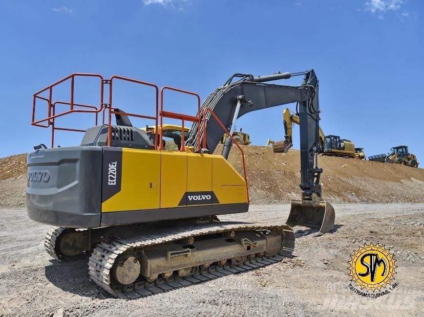 Volvo EC 220 E Гусеничные экскаваторы
