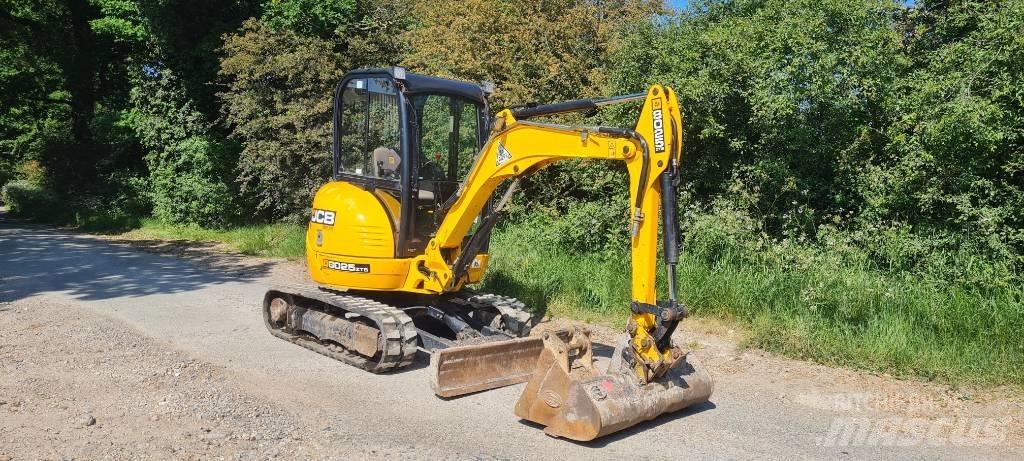 JCB 8025 Mini Digger Мини-экскаваторы
