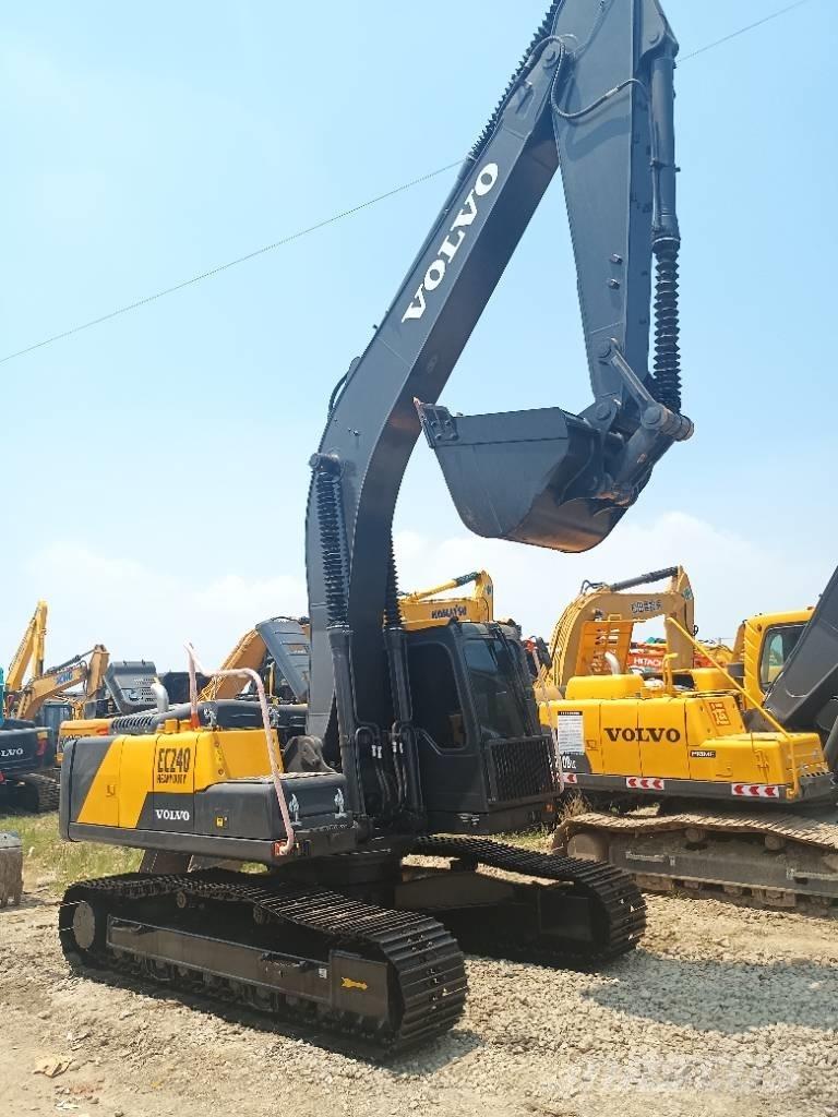 Volvo EC 240 Гусеничные экскаваторы