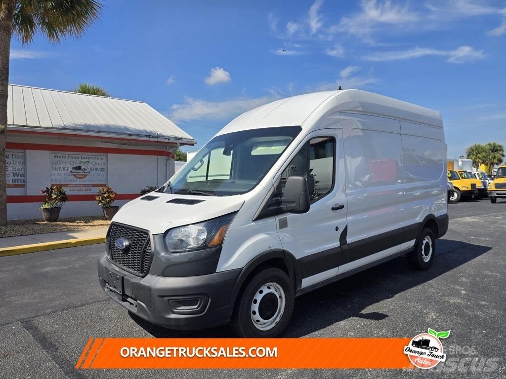 Ford Transit 260 Грузовики-Фургоны