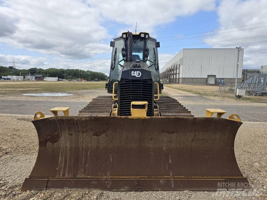 CAT D 3 LGP Гусеничные бульдозеры