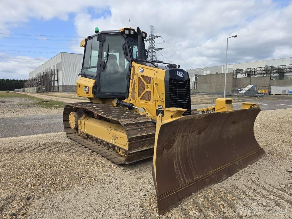 CAT D 3 LGP Гусеничные бульдозеры