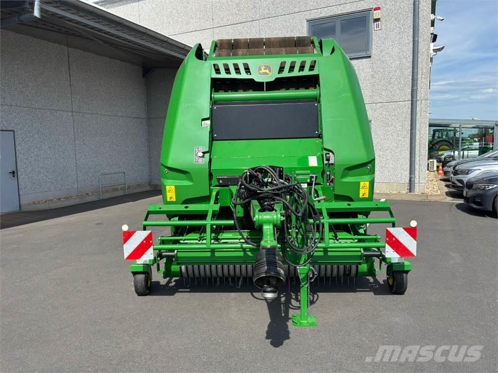 John Deere V451M Рулонные пресс-подборщики