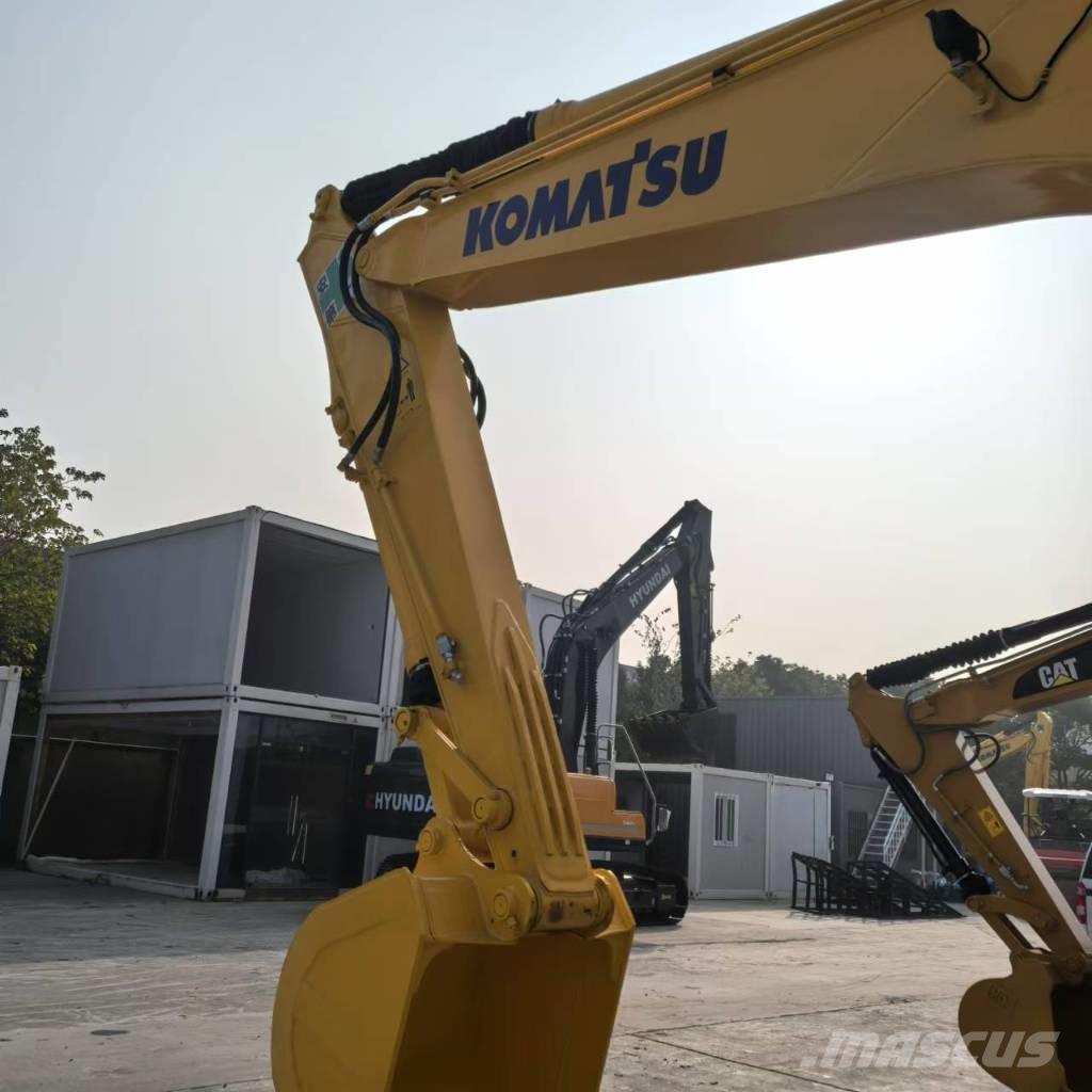 Komatsu PC 130-7 Гусеничные экскаваторы