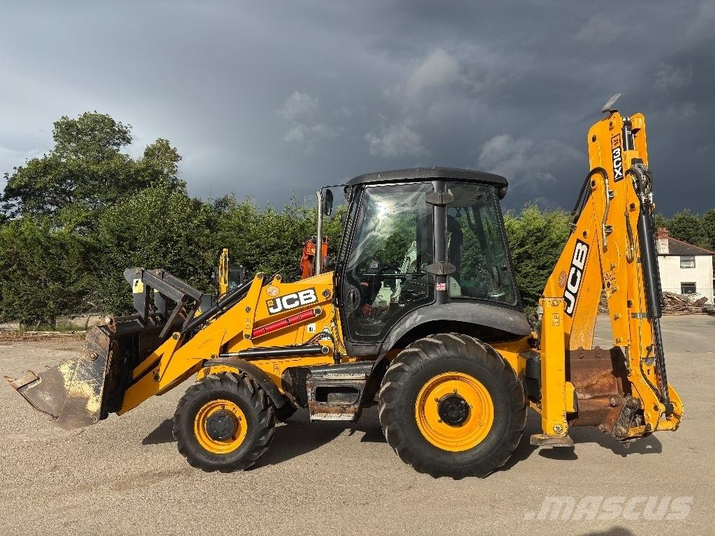 JCB 3CX Экскаваторы-погрузчики