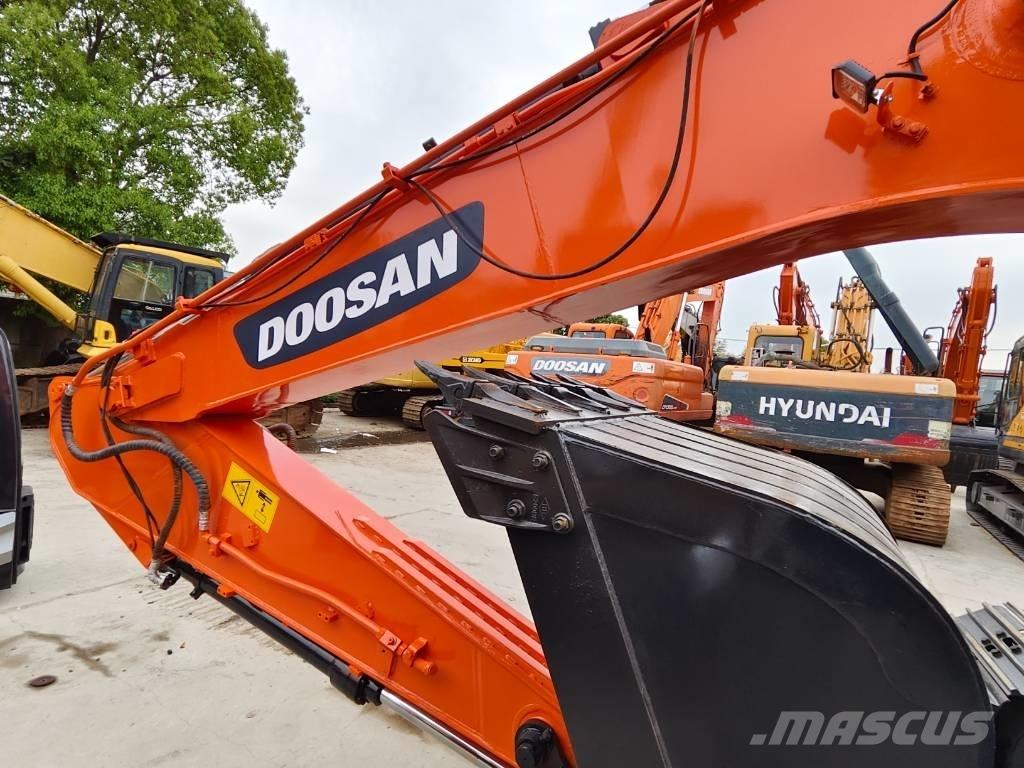 Doosan DX 225 LC Гусеничные экскаваторы