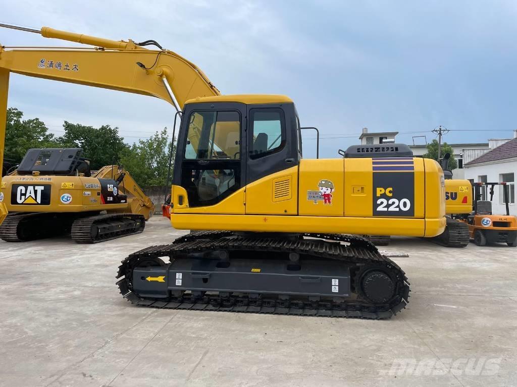 Komatsu pc220-7 Гусеничные экскаваторы
