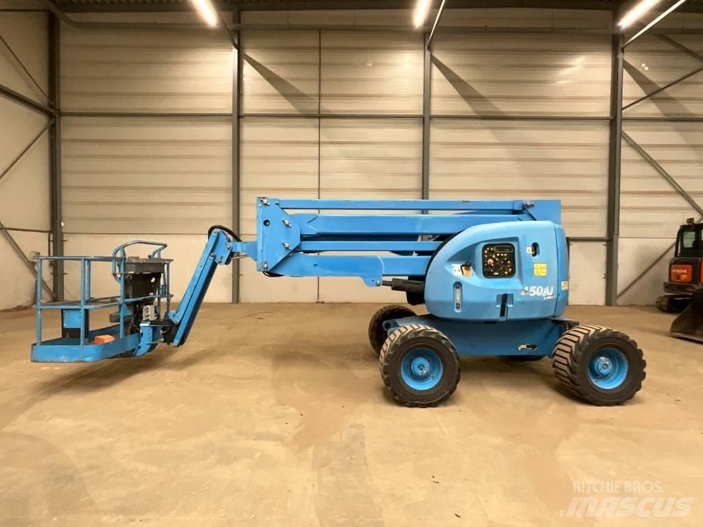 JLG 450 AJ Коленчатые подъемники
