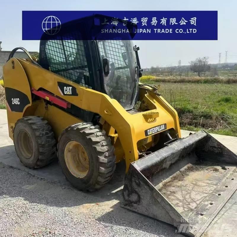 CAT 246 C Мини-погрузчики