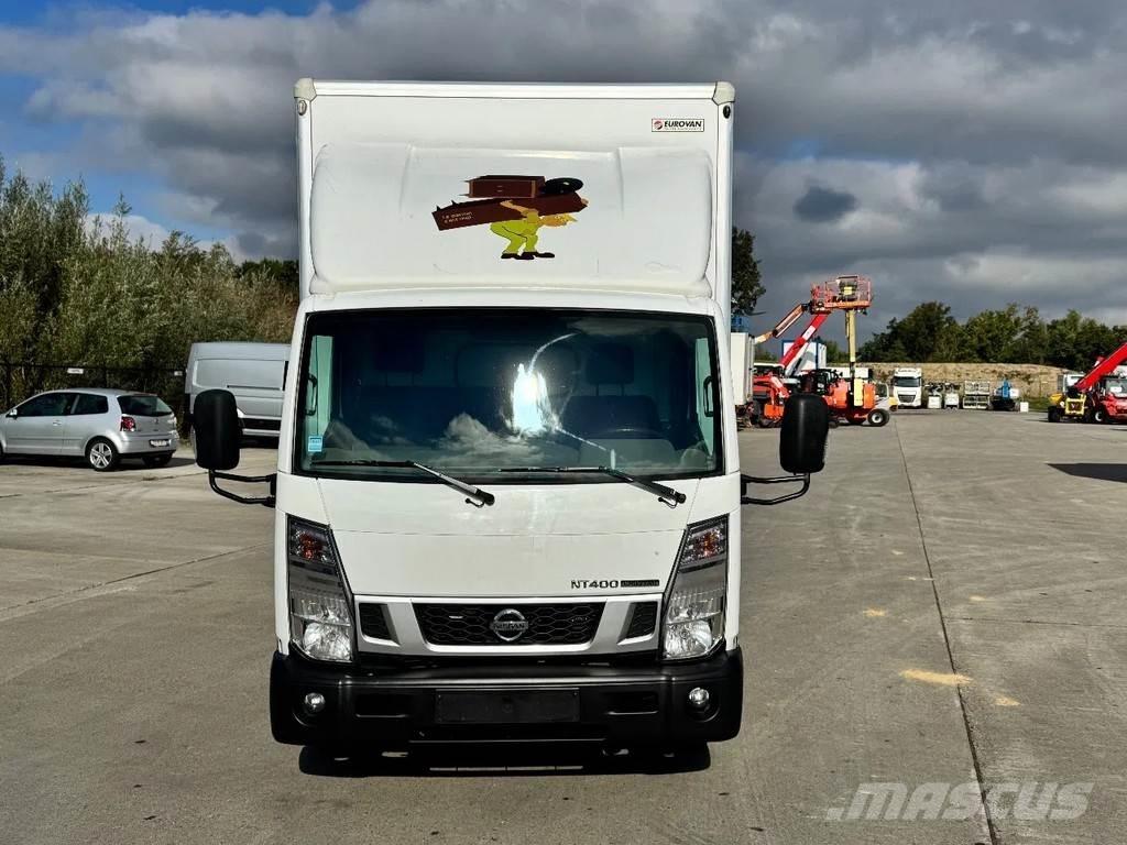 Nissan NT 35.14 Прочие фургоны