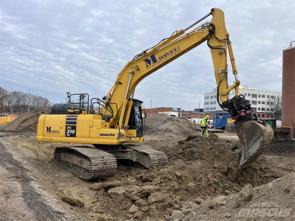 Komatsu PC210LC-11 Гусеничные экскаваторы