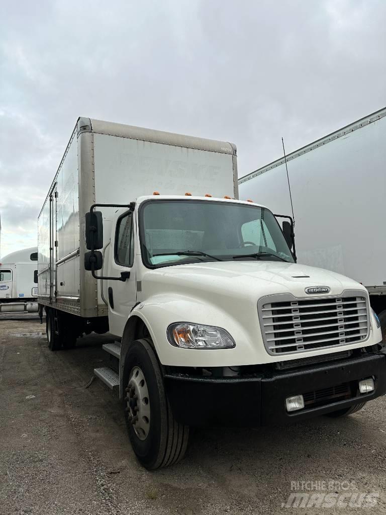Freightliner M2 106 Грузовики-Фургоны