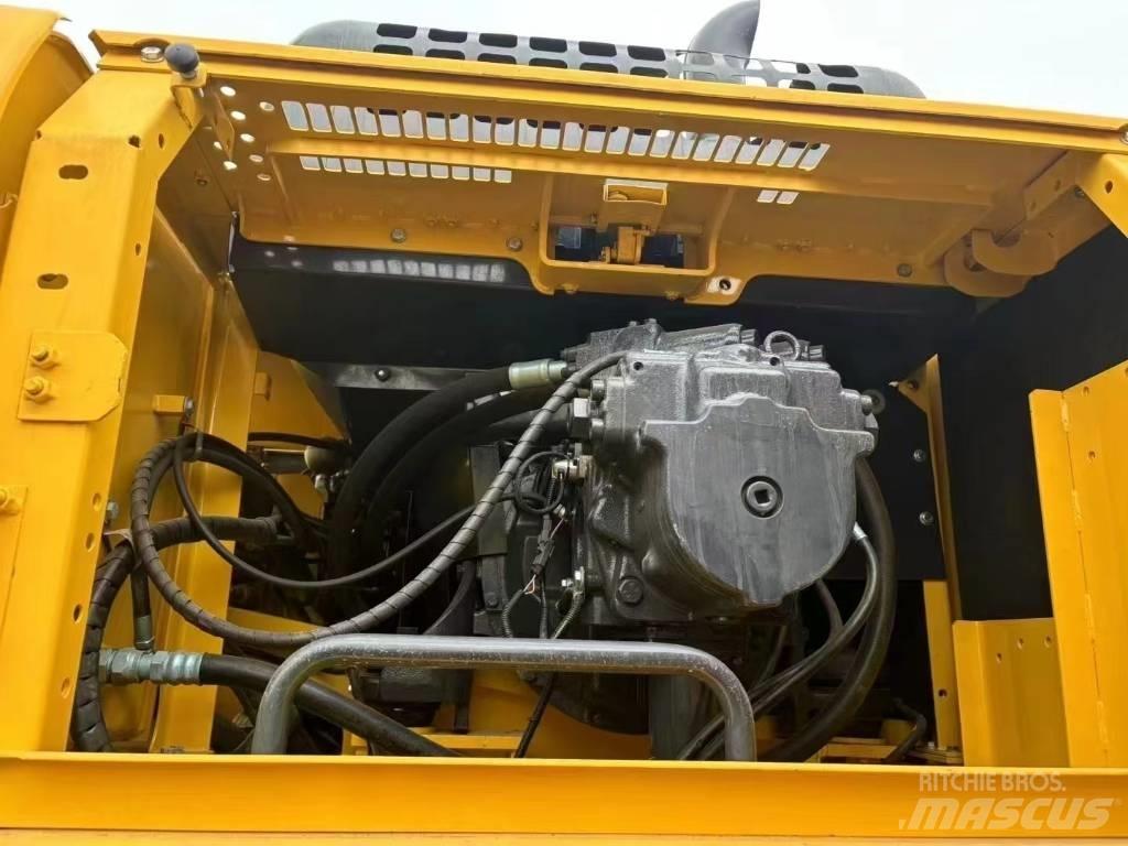 Komatsu 400-7 Гусеничные экскаваторы