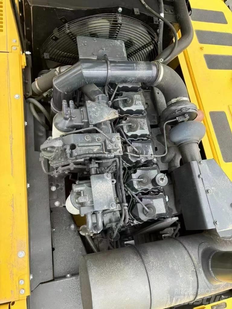Komatsu 400-7 Гусеничные экскаваторы