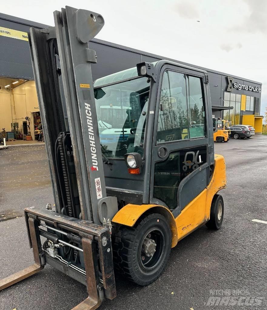 Jungheinrich DFG 430 Дизельные погрузчики