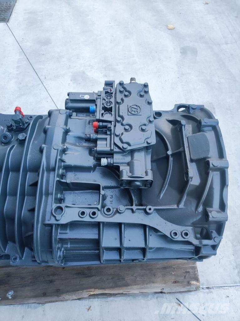 ZF 12S2333TD Коробки передач