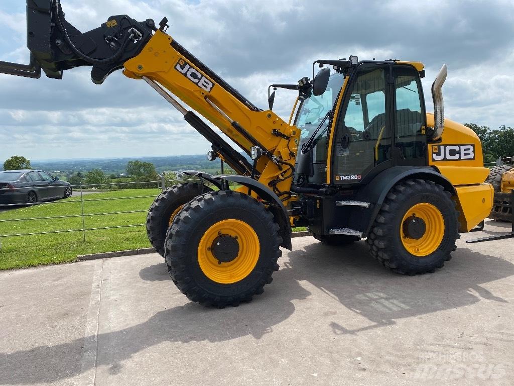 JCB TM 320 S Сельскохозяйственные телескопические погрузчики