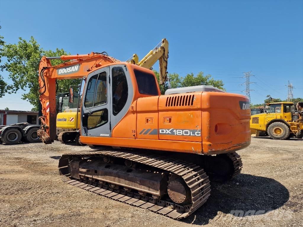 Doosan DX 180 LC Гусеничные экскаваторы