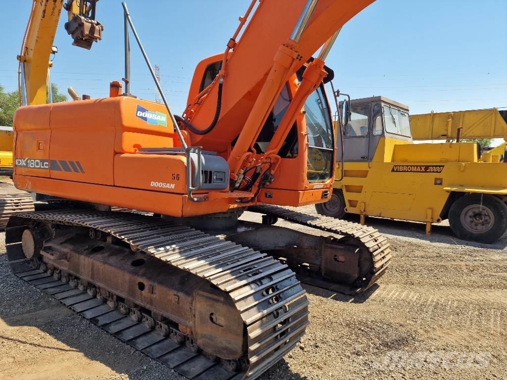 Doosan DX 180 LC Гусеничные экскаваторы