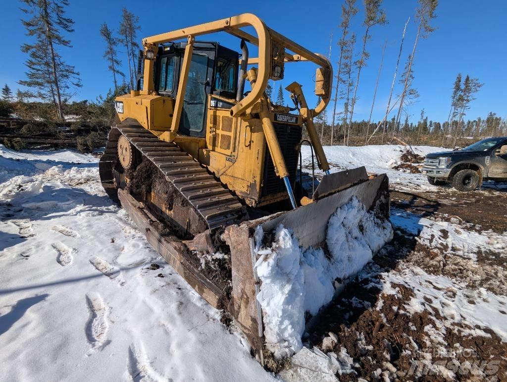CAT D 6 T LGP Гусеничные бульдозеры