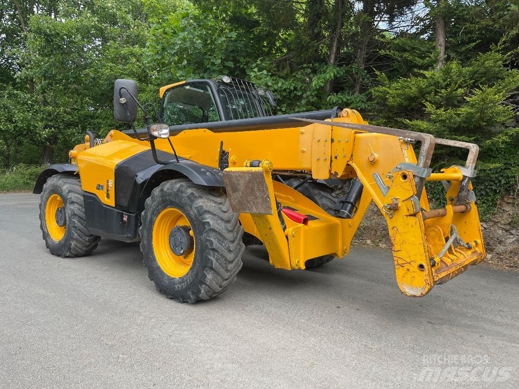 JCB 540-140 Телескопические погрузчики