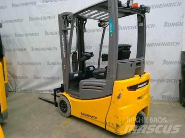 Jungheinrich EFG 112 Электропогрузчики