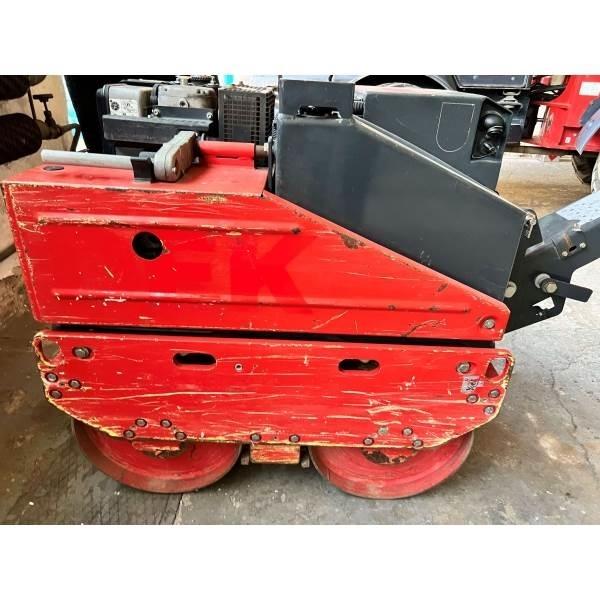 Bomag BW 65H Прицепные виброкатки