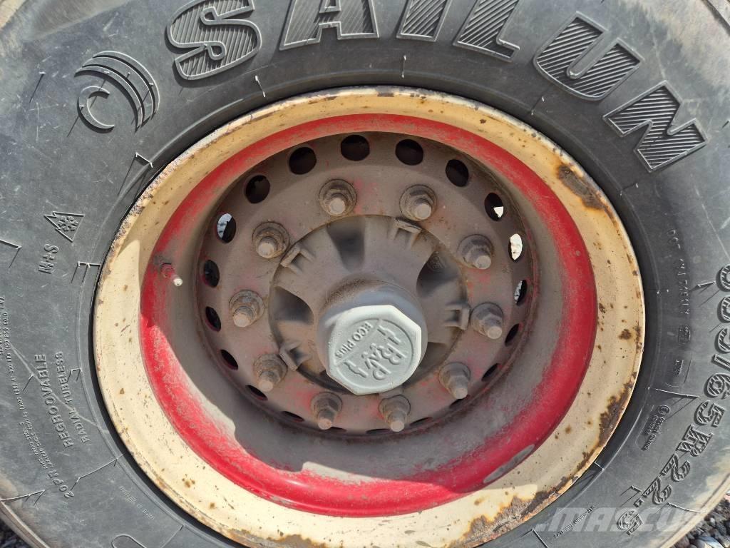 Nopa 3 axle tipper Самосвальные прицепы