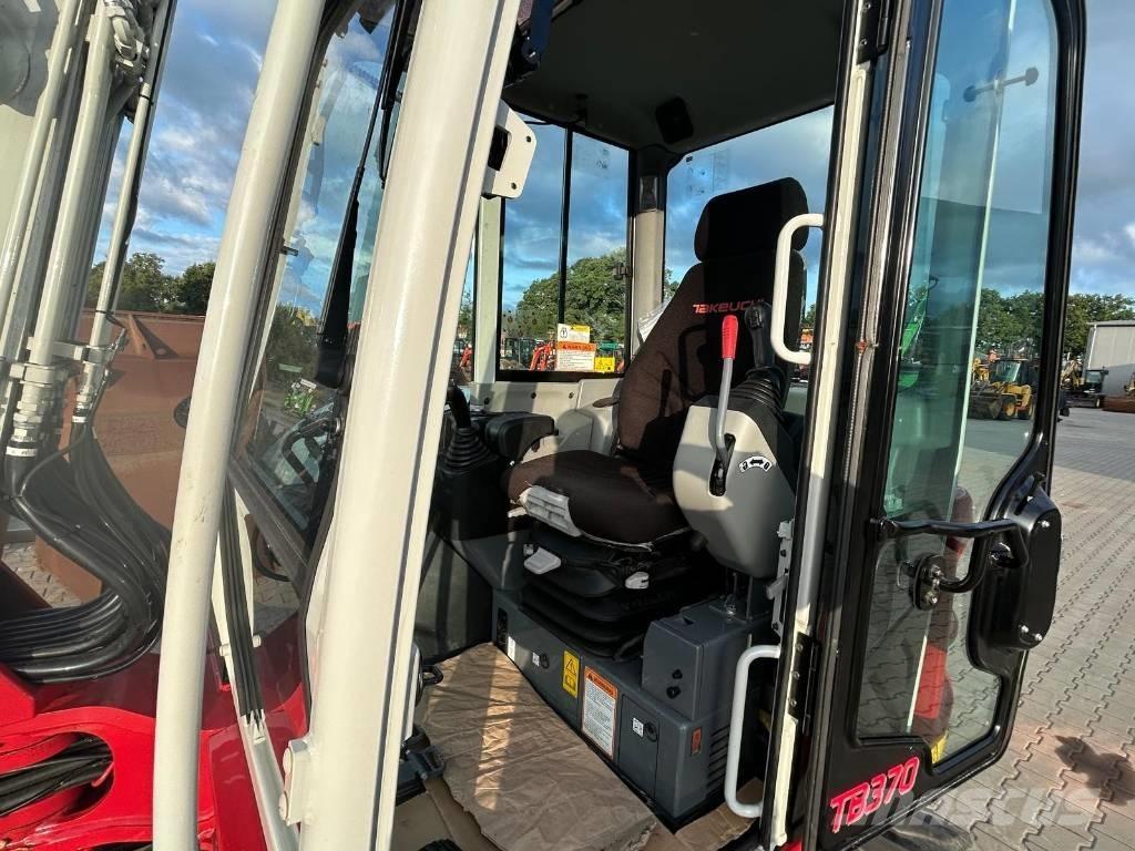 Takeuchi TB 370 V4 Малые экскаваторы 7т-12т