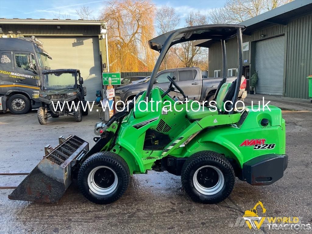 Avant 528 Малые погрузчики