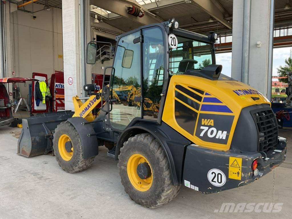 Komatsu WA 70 M-8 Малые погрузчики