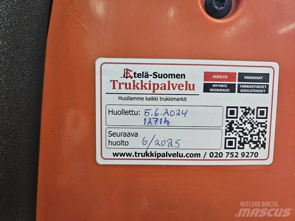 Toyota LWE 200 Самоходные электрические тележки