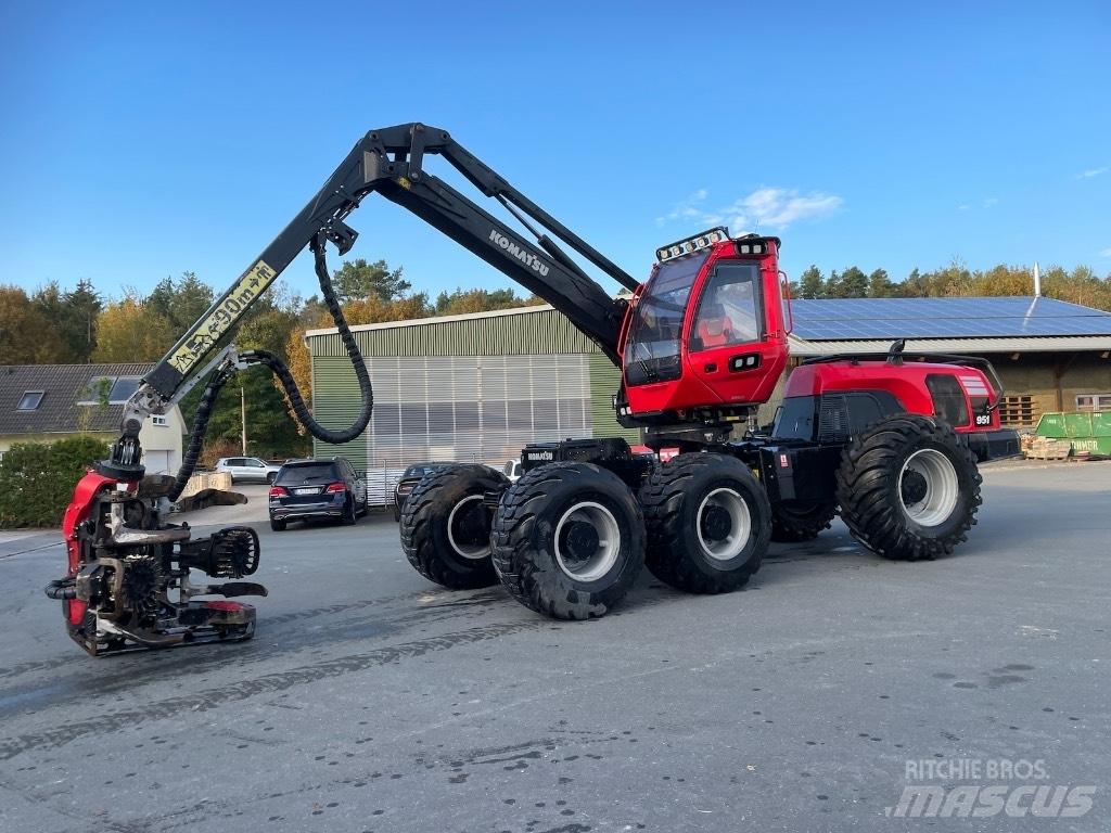 Komatsu 951 Харвестеры