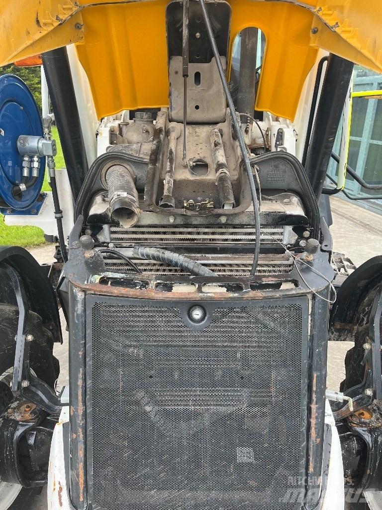 JCB 3CX Экскаваторы-погрузчики