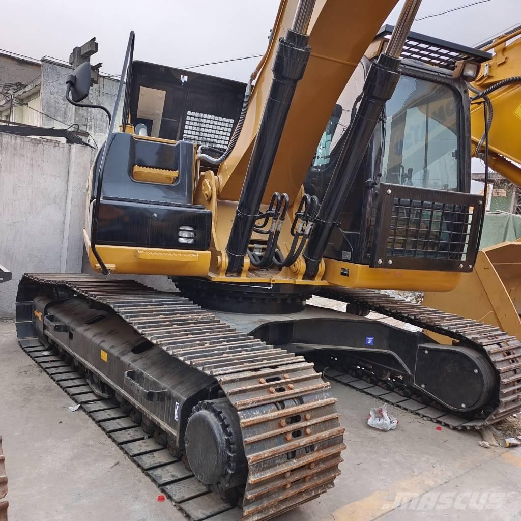 CAT 330 D Гусеничные экскаваторы