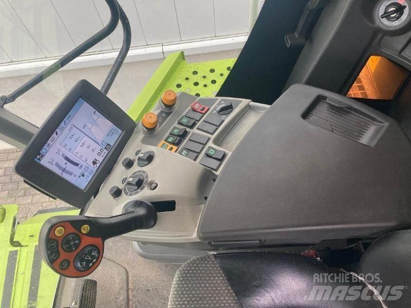 CLAAS LEXION 750 Зерноуборочные комбайны