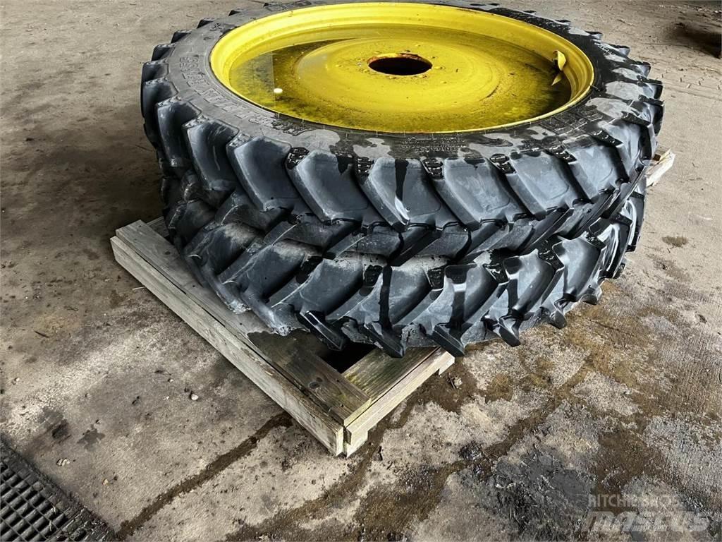 BKT 270/95R48 Шины и колёса