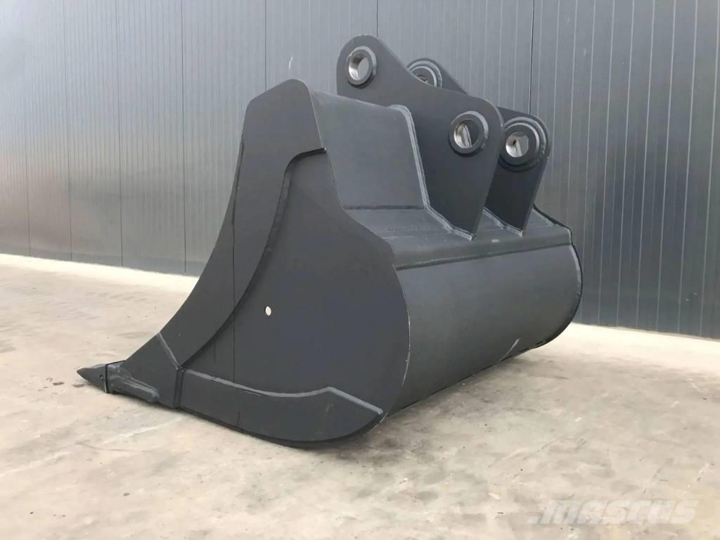 Komatsu PC210 Ковши