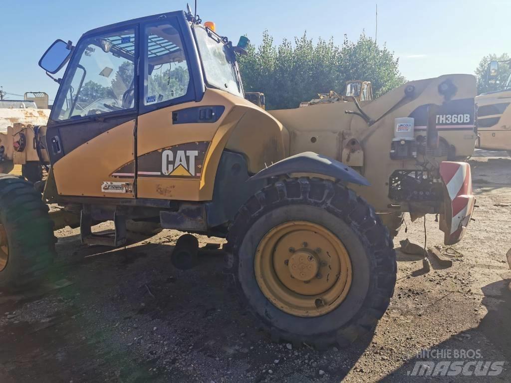 CAT TH 360 B Телескопические погрузчики