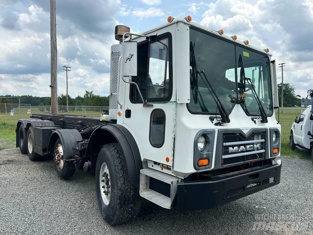 Mack MRU613 Мусоровозы