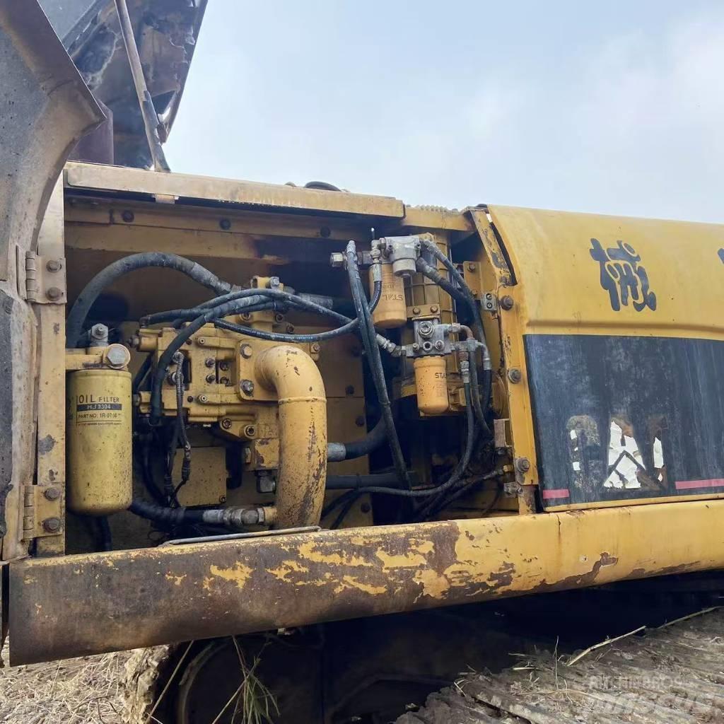 CAT 330 CL Гусеничные экскаваторы