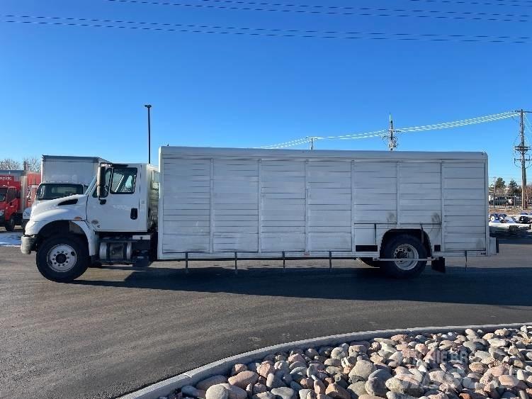 International 4300 Грузовики для доставки напитков