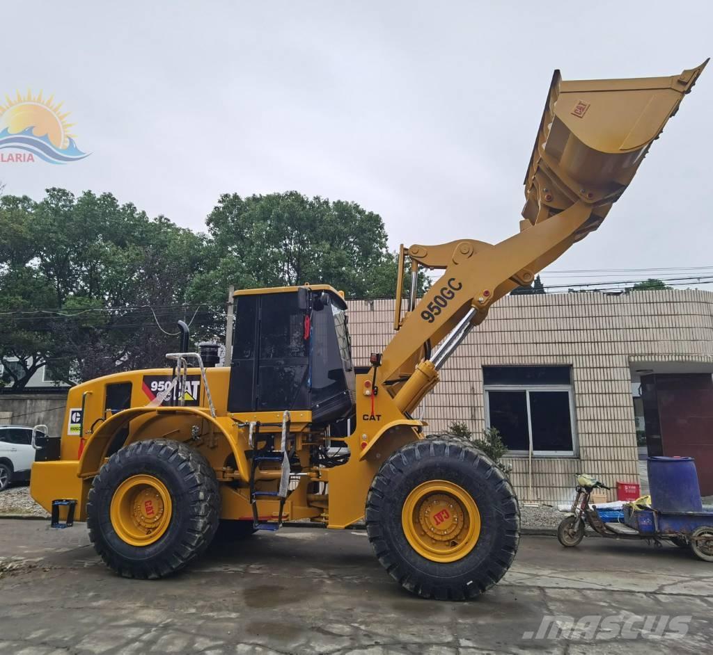 CAT 950 GC Фронтальные погрузчики