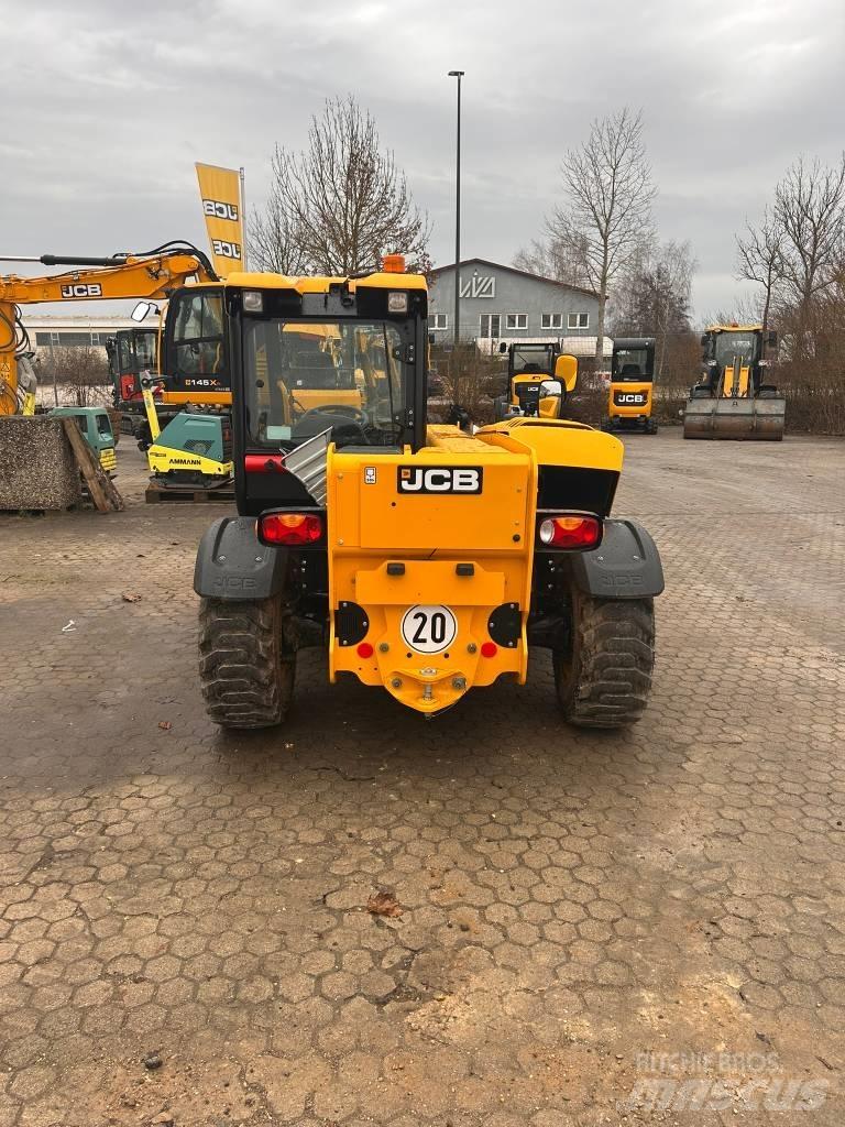 JCB 525-60 Hi-Viz Телескопические погрузчики