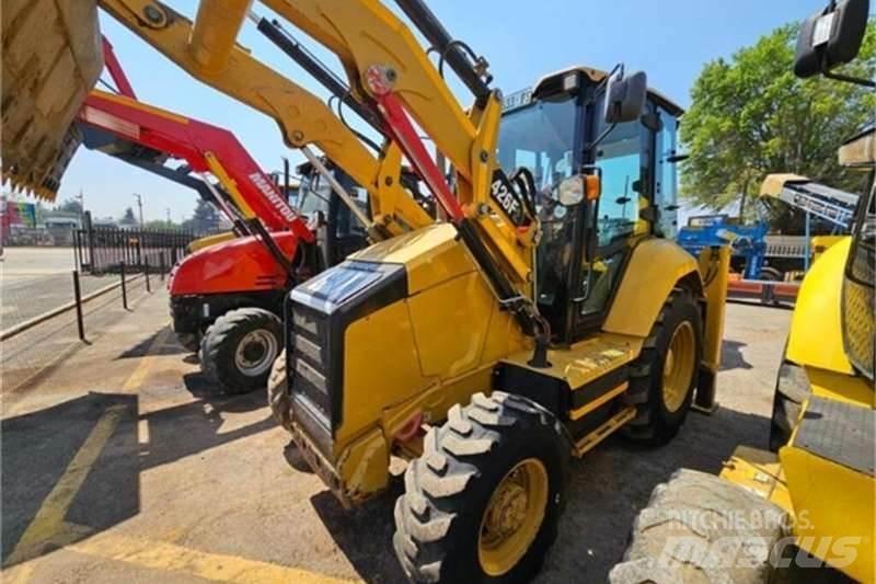 CAT 426F2 TLB Экскаваторы-погрузчики