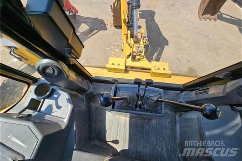 CAT 426F2 TLB Экскаваторы-погрузчики