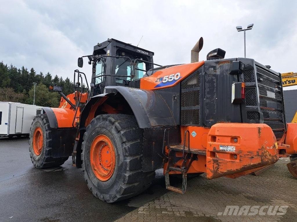 Hitachi ZW 550 Фронтальные погрузчики