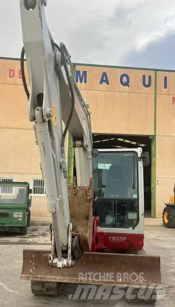 Takeuchi TB 250 Мини-экскаваторы