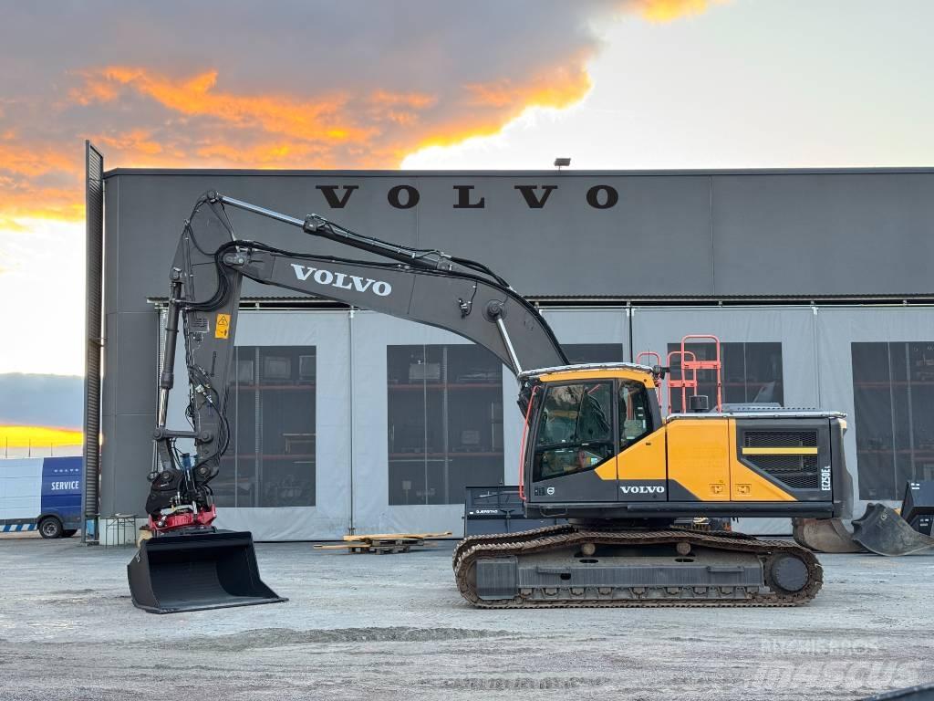 Volvo EC 250 EL Гусеничные экскаваторы